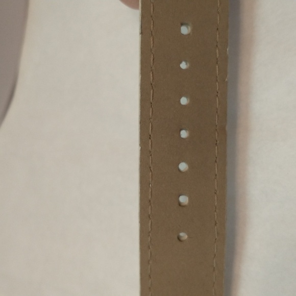 Minnie Mouse Charm Watch - Picture 9 of 10